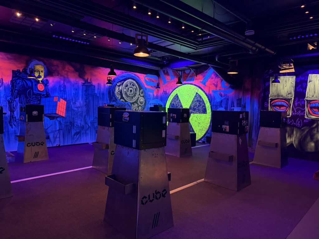 The Cube — rooms with tactical pedestals